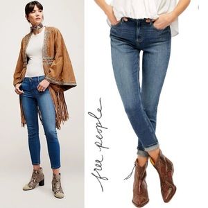 Free People Skinny Jeans. Mid-Rise Style.